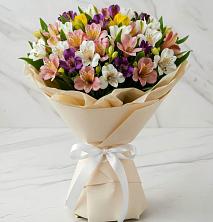 Букет цветов из:  Альстромерии в Белоярском Ханты-Мансийского АО