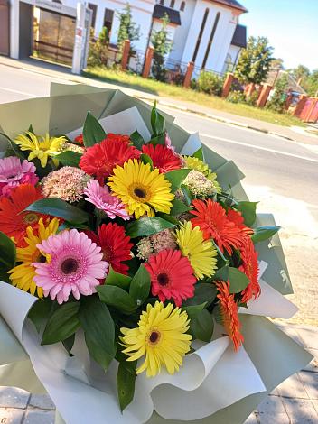 Букет цветов из: Герберы в Белоярском Ханты-Мансийского АО