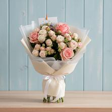 Букет цветов из:  Розы в Белоярском Ханты-Мансийского АО